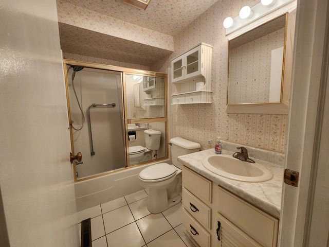 1050 S Nelson Avenue 4, Kankakee, IL 60901