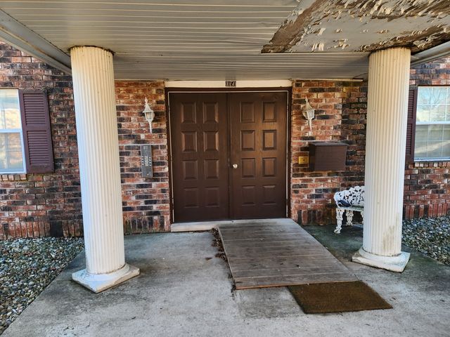 1050 S Nelson Avenue 4, Kankakee, IL 60901