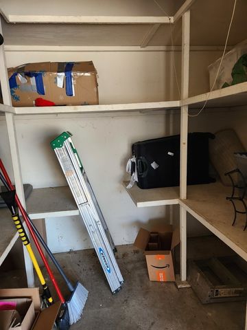 1050 S Nelson Avenue 4, Kankakee, IL 60901