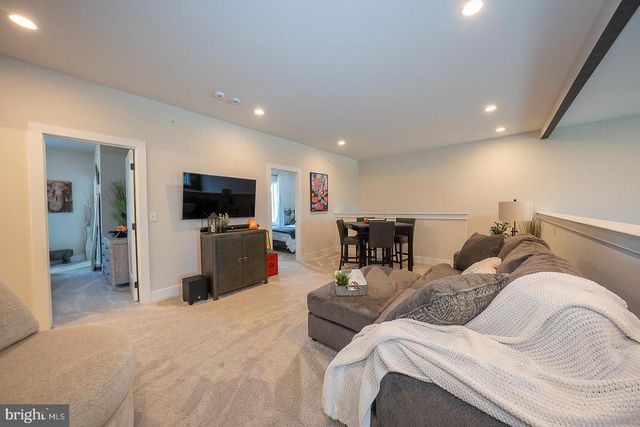 673 LEVERING ST, Blue Bell, PA 19422