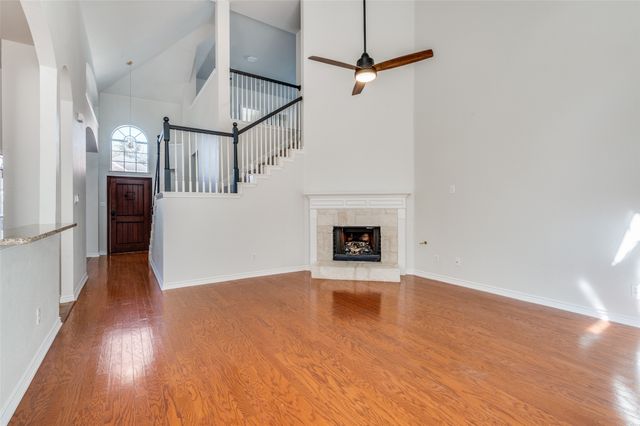 5012 Marineway Drive, Fort Worth, TX 76135