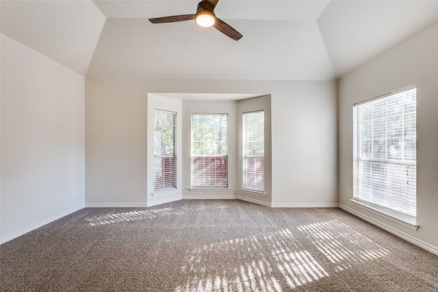 5012 Marineway Drive, Fort Worth, TX 76135