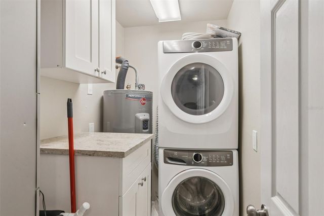 7570 92ND STREET 104C, Seminole, FL 33777