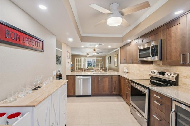 7570 92ND STREET 104C, Seminole, FL 33777