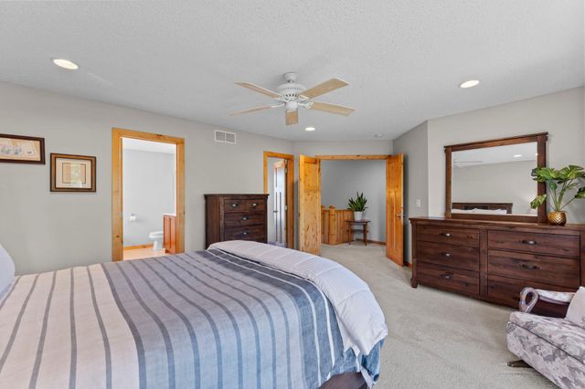 10697 106th Avenue N, Hanover, MN 55341