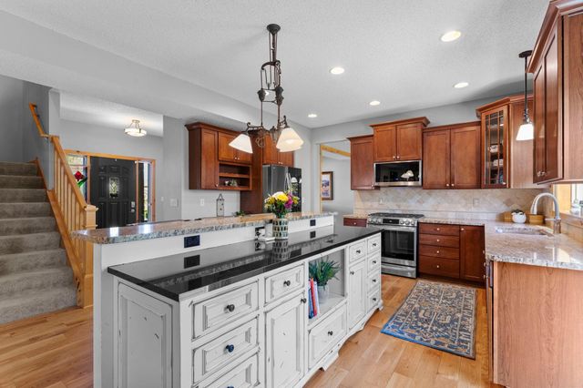10697 106th Avenue N, Hanover, MN 55341