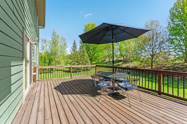 10697 106th Avenue N, Hanover, MN 55341