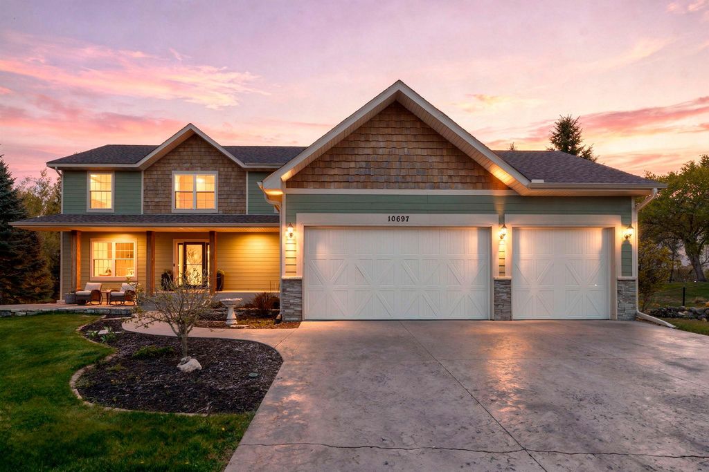 10697 106th Avenue N, Hanover, MN 55341