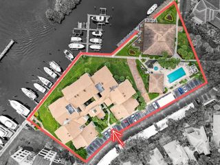 827 Oak Harbour Drive, Juno Beach, FL 33408