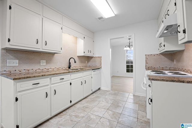 222 29TH AVENUE, Tuscaloosa, AL 35404