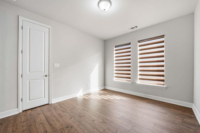 1233 Texas Ash LN, Georgetown, TX 78628