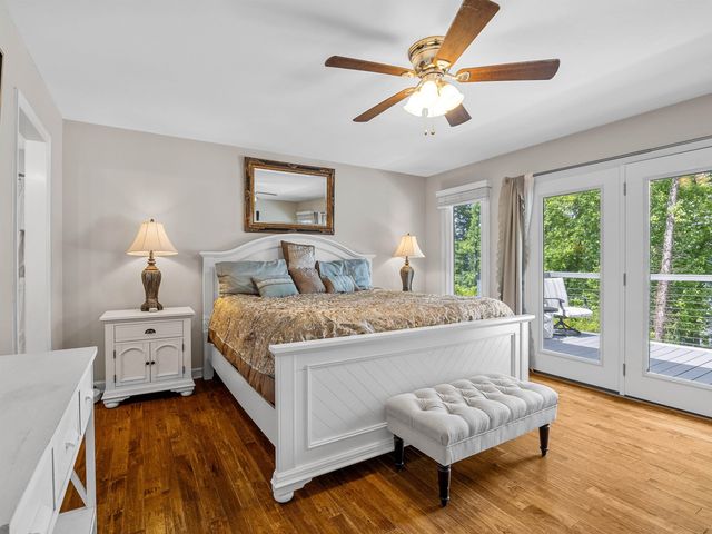 702 Lakewinds Boulevard, Inman, SC 29349