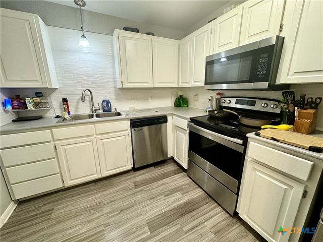 913 Filly Lane, Temple, TX 76504