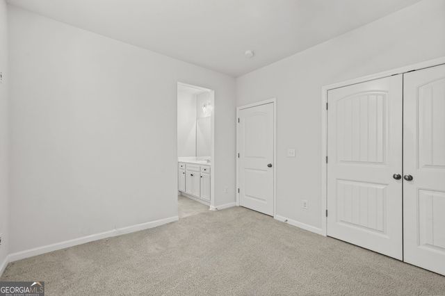 570 Brightfield Drive, Loganville, GA 30052