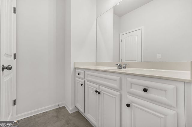 570 Brightfield Drive, Loganville, GA 30052