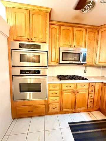 5011 KINGSTON DRIVE, Wichita Falls, TX 76310