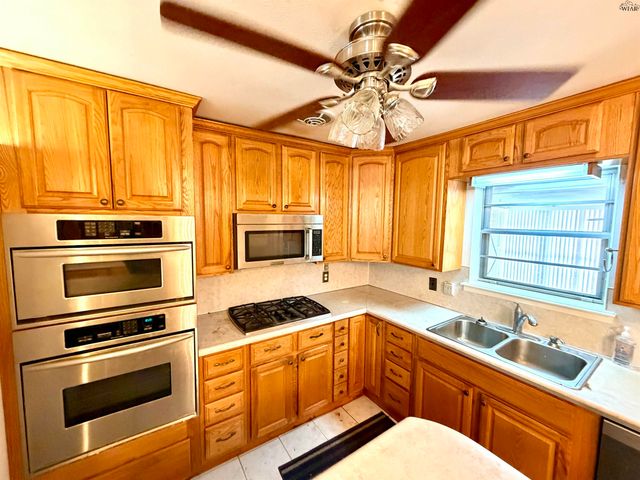 5011 KINGSTON DRIVE, Wichita Falls, TX 76310