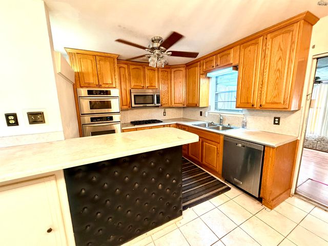 5011 KINGSTON DRIVE, Wichita Falls, TX 76310