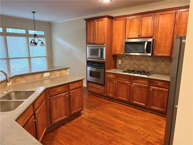 7256 Village Creek Trace, Atlanta, GA 30328