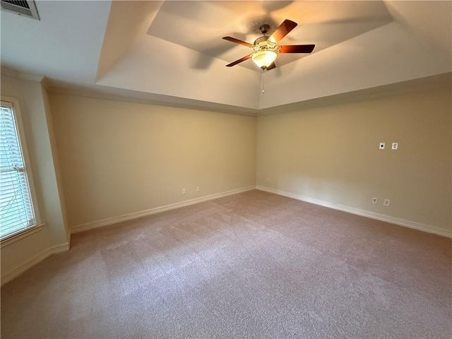 7256 Village Creek Trace, Atlanta, GA 30328