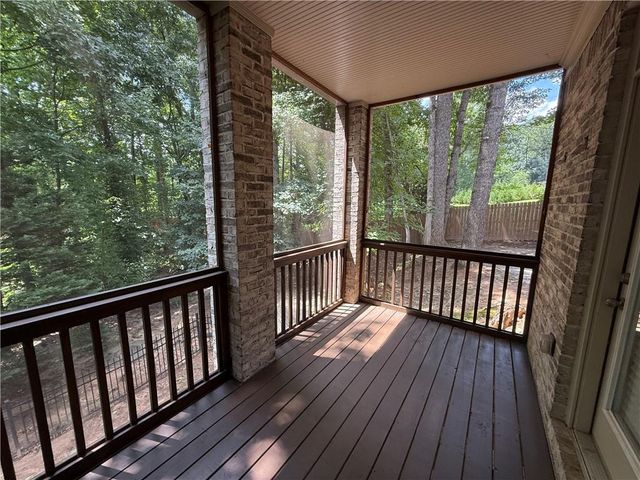 7256 Village Creek Trace, Atlanta, GA 30328