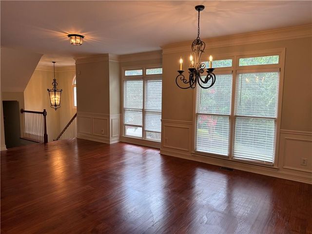 7256 Village Creek Trace, Atlanta, GA 30328