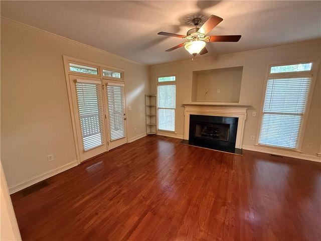 7256 Village Creek Trace, Atlanta, GA 30328