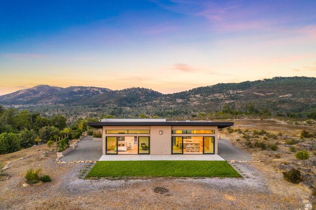 3400 Atlas Peak Rd, Napa, CA 94558