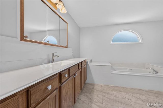 1228 Highland Circle Drive, Wentzville, MO 63385