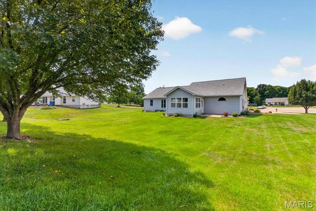 1228 Highland Circle Drive, Wentzville, MO 63385