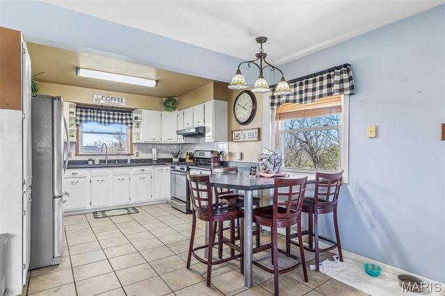 5542 State Road H, De Soto, MO 63020