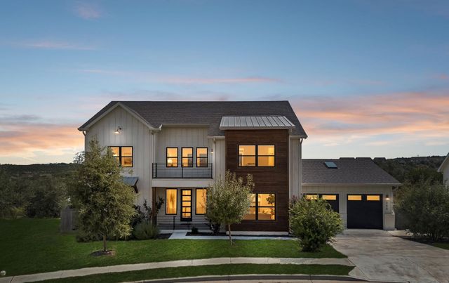 288 Smoke Tree CIR, Dripping Springs, TX 78620