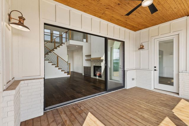 288 Smoke Tree CIR, Dripping Springs, TX 78620