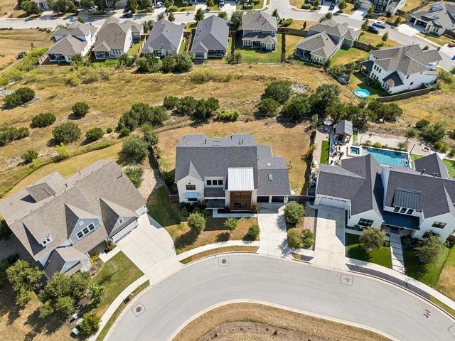 288 Smoke Tree CIR, Dripping Springs, TX 78620