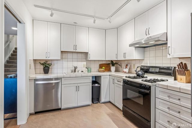 1063 Carolina Street, San Francisco, CA 94107