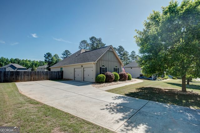 285 Savannah Drive, Senoia, GA 30276