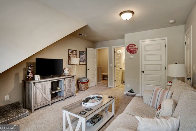 285 Savannah Drive, Senoia, GA 30276