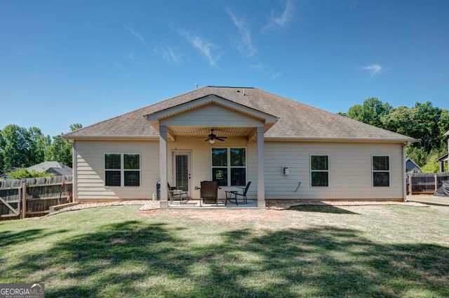 285 Savannah Drive, Senoia, GA 30276