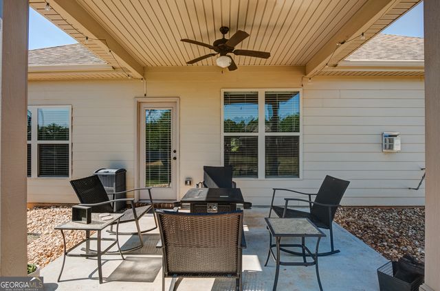 285 Savannah Drive, Senoia, GA 30276