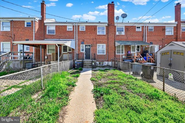 956 MIDDLESEX RD, Essex, MD 21221