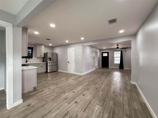 730 Dunkley Drive, Houston, TX 77076