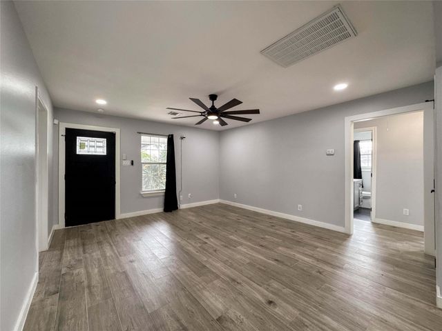 730 Dunkley Drive, Houston, TX 77076