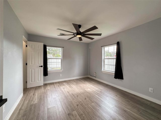 730 Dunkley Drive, Houston, TX 77076