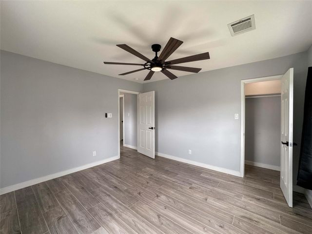 730 Dunkley Drive, Houston, TX 77076