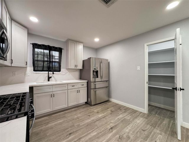 730 Dunkley Drive, Houston, TX 77076