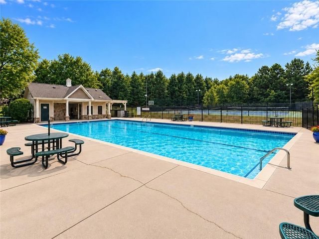 4461 Plantation Mill Trail, Buford, GA 30519