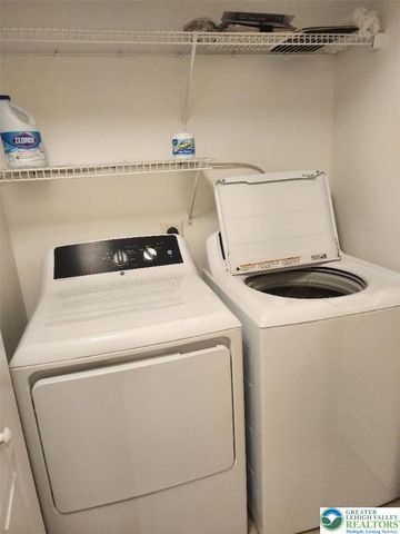 2724 Harvest Drive West, Forks Twp, PA 18040