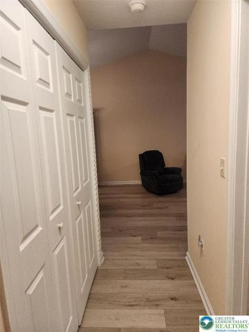 2724 Harvest Drive West, Forks Twp, PA 18040