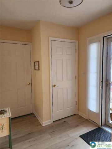 2724 Harvest Drive West, Forks Twp, PA 18040