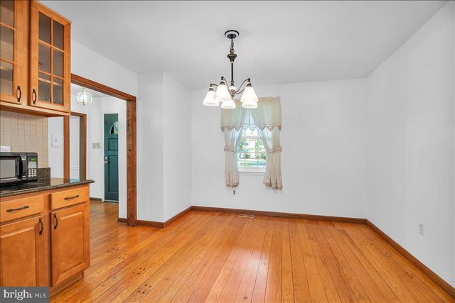 3 WINDING WAY, Berlin, NJ 08009